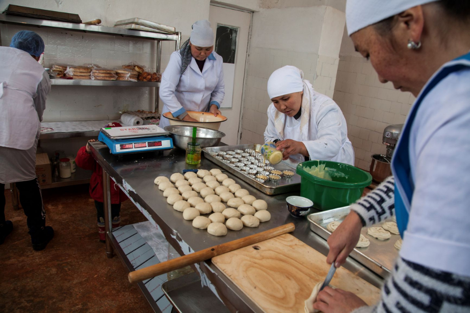 Women rural entrepreneur’s self-help group took in Kyrgyzstan. Photo: UN Women Europe and Central Asia/Rena Effendi