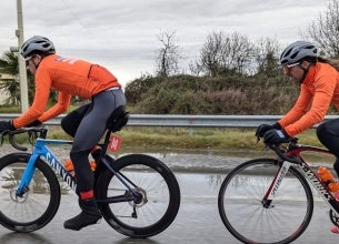 From left to right: Bjarke Vodder Nielsen and Mejdin Malhani, trainer of the Albanian Cyclist Team, who cycled 1152 kilometers across Albania to raise awareness against gender-based violence. Photo: We Bike Albania